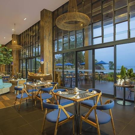 Swiss-Belresort Belitung Buitenkant foto